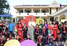 Hoàng hậu Vương quốc Bỉ Mathilde tới thăm một số trường mầm non và tiểu học đã từng triển khai dự án AR-VR