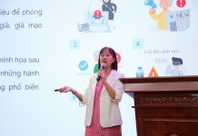 Supporting elderly in preventing harmful and false information on the Internet